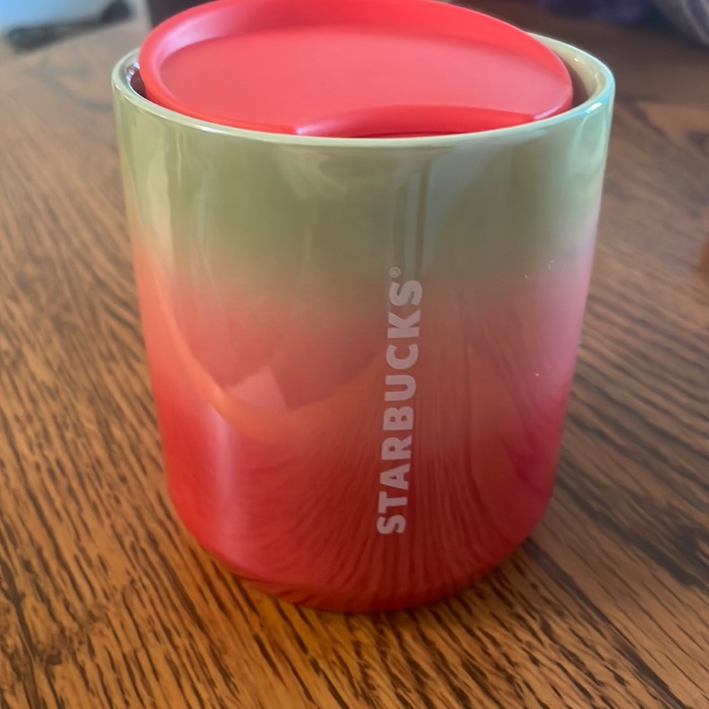 NWOT Starbucks Holiday 2020 Red Green Ombré 8 oz mug